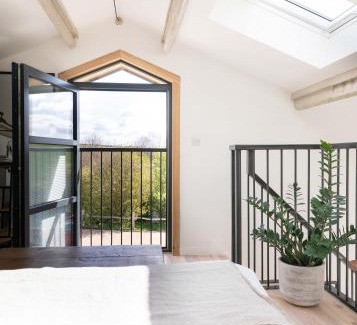 Offham Apartment | The Studio at The Grain Store
