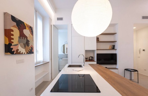 Stadera Apartment | The studio flat located in Viale Giovanni da Cermenate 54, Milan, is an elegant and modern space on the mezzanine floor, perfect for accommodating 1 to 2 people.The room is bright and well furnished, with a contemporary design that creates a cosy and fun