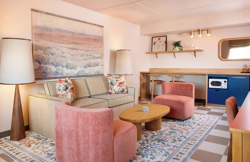 Albuquerque Original Townsite Hotel | The Suite Experience at ARRIVE Albuquerque, Embrace Downtown Lifestyle