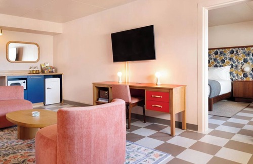 Albuquerque Original Townsite Hotel | The Suite Experience at ARRIVE Albuquerque, Embrace Downtown Lifestyle