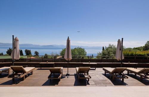 Dafnata House | The Summit Escape House