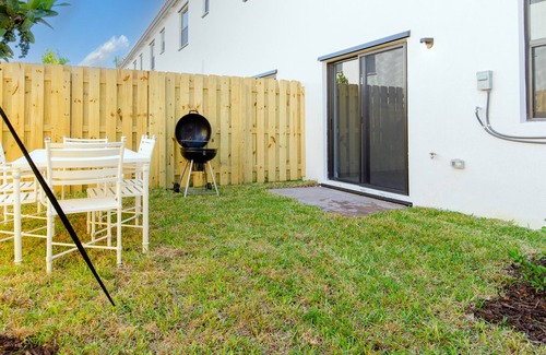Princeton House | The Sunnyside Glamorous Home 4BR New MIA