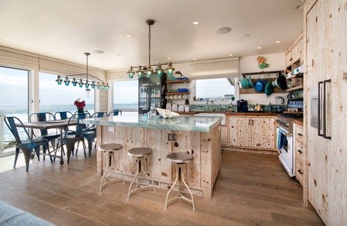 Cayucos House | The Surf Shack- Amazing Ultra-Custom Beachfront Home