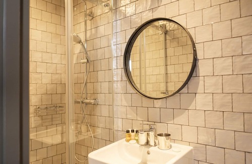 Staines Hotel | The Swan Hotel