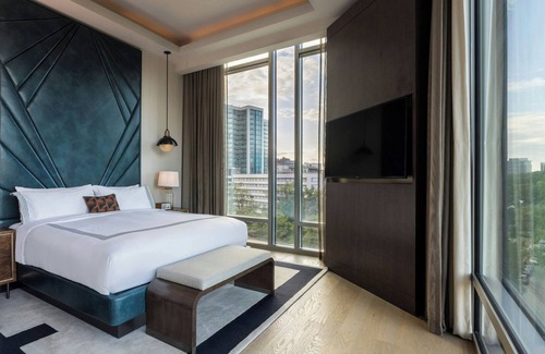 Buckhead Village Hotel | The Tess, Autograph Collection