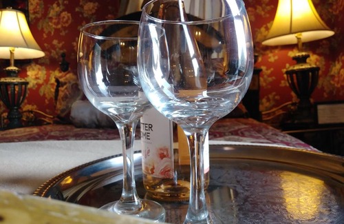 Annandale Hotel | The Thayer