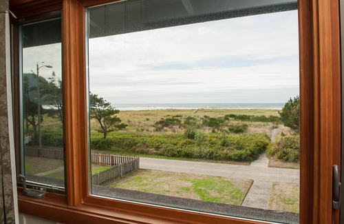 Seaside House | The Tides