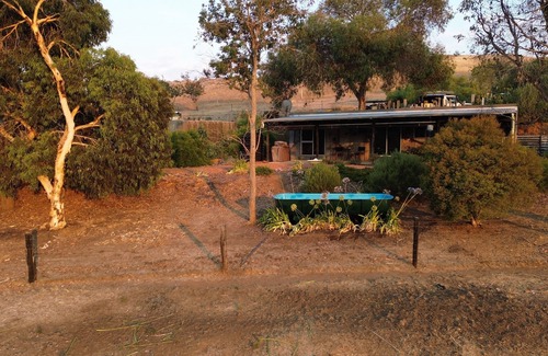 Winnejup Apartment | The Tin Shack - Peacefull and relaxing accommodation just for two