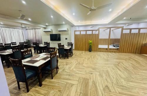 IMT Manesar Hotel | The Tomo Inn
