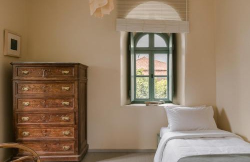 Kardamyli House | The Tower House