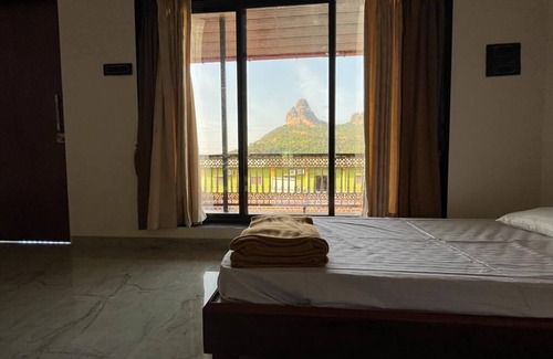 Uddar Hotel | The Tranquil