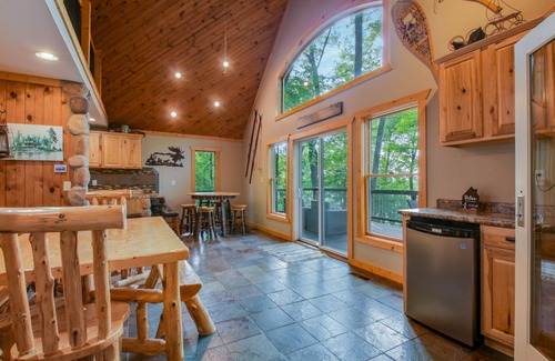 New Auburn Cabin | The Tree fort on Lower Long Lake