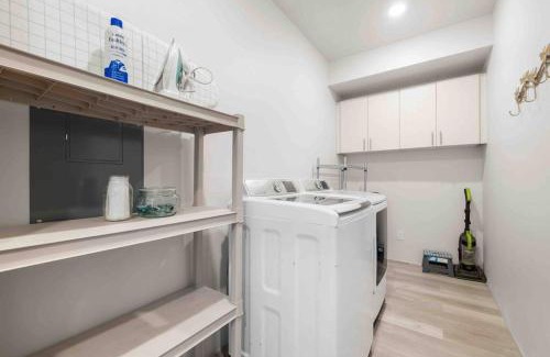 Ephraim Apartment | The True Badger Honey House