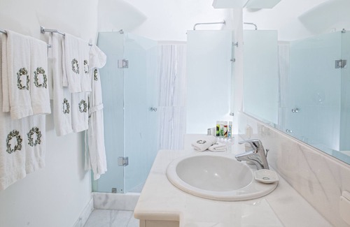 Firostefani Hotel | The Tsitouras Collection Hotel