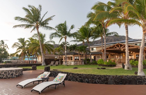 Makaha House | The Turtle House, a 5 Bedroom Oceanfront Villa!