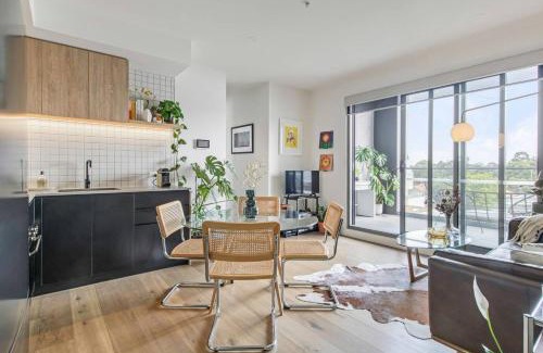 Brunswick East Apartment | The Urban Sanctuary - Enviable Lifestyle on Lygon