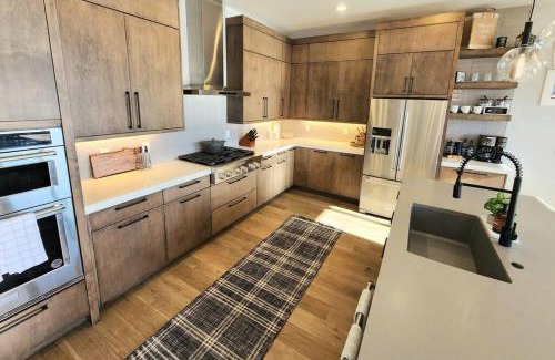 Hideout House | The views! Enjoy this Hideout home.