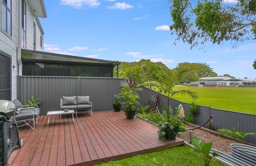 Tweed Heads South House | The Villa at Fraser Cove - Modern Northern Rivers Villa - Pet Friendly - Min. 3 Night Stays!