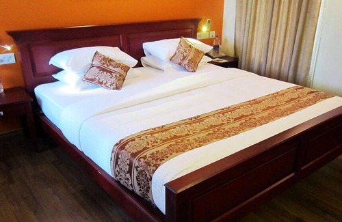 Nedumbassery Hotel | The Villa Romantica