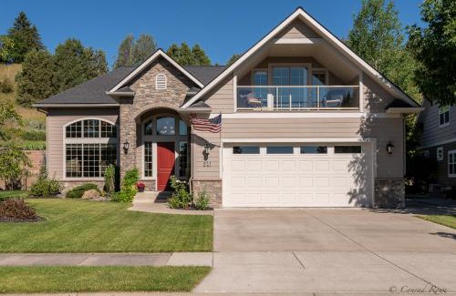 Kalispell House | The Village Greens View