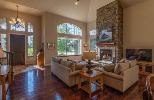 Kalispell House | The Village Greens View