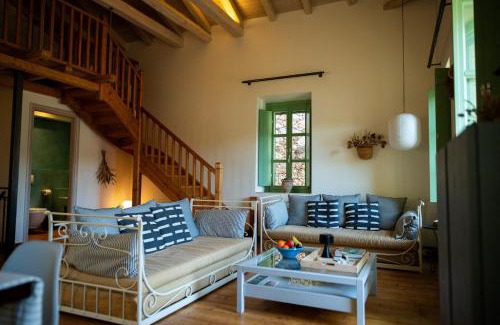 Kardamyli House | The Village House