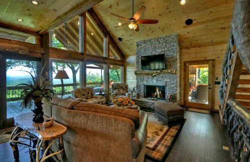 Ridges Over the Lake House | The VUE Over Blue Ridge - 270 Degree Mountain View