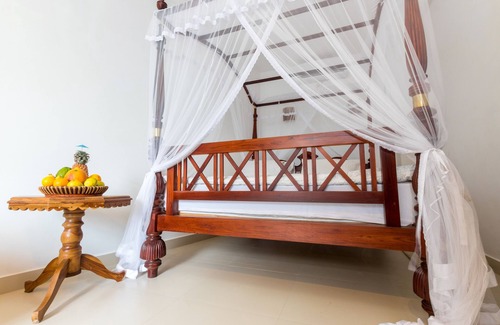 Unawatuna House | The Waves