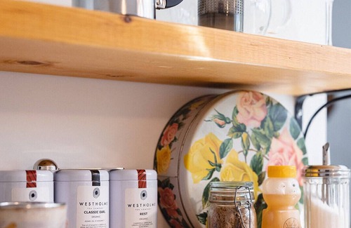 Chemainus Apartment | The Wayward Inn