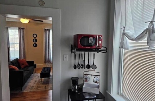 Utica House | The Weaver House Guest Suites