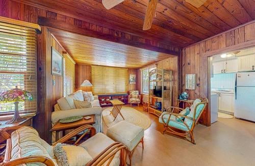 Anna Maria House | The Wee Cottage