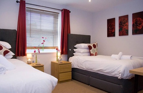 Crick Hotel | The Wheatsheaf