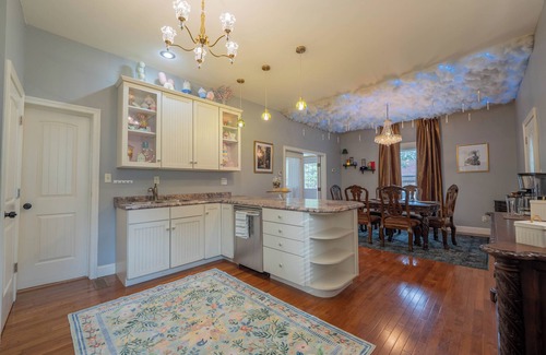 Walland House | The Whimsical Wand, Creekside Cozy Magical Stay