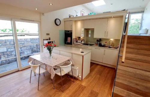 St. Andrews House | The Whins Cottage