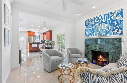 Poiciana Park II House | The White Flamingo - Tropical Pool Escape with Guest Cabana