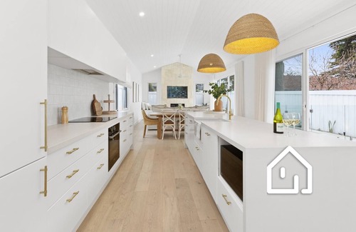 Sorrento House | The White Haven *1 NIGHT FREE* Walk to Everything in Sorrento