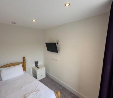 Machynlleth Hotel | The White Lion Hotel