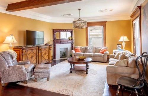 Clarion House | The White Pillars