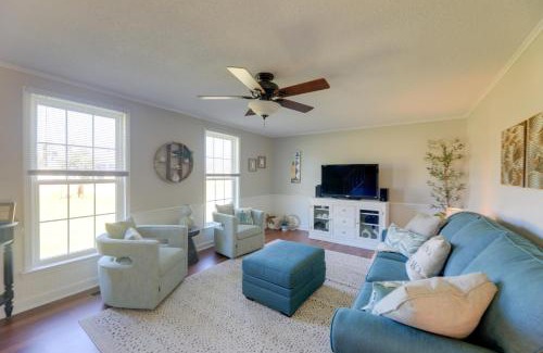 Harkers Island House | The Willowberry House with Deck and Grill!