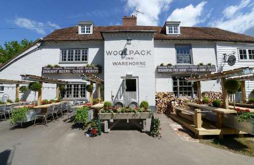 Wavehorne Hotel | The Woolpack Inn