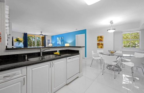 Aventura Condo | The Yacht club at Aventura, 3BD/2BA Cozy Apt #208 Fully Equipped WI FI