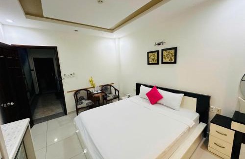 Ba Dinh Apartment | The Yellow Window Hanoi - Boutique Stay - Near Street Food in Old Quarter