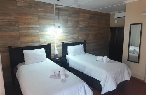 Jozini Cabin | The Baobab Inn