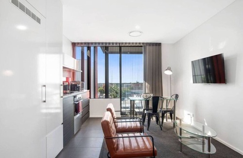 Adelaide Central Business District Apartment | The Zen Apartments with Urban Soul