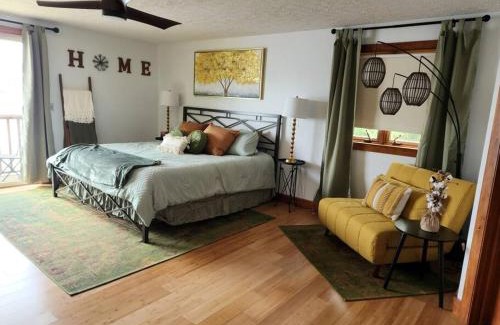 Orange House | The Zen Waterfront Retreat: A Sweetwater Stay