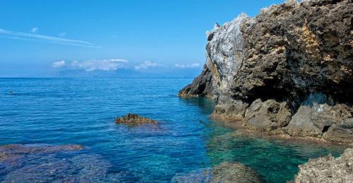 Fiumicello Santa Venere House | Thea Maris