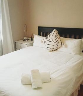 Pietermaritzburg Villa | Thee House - Mkamba Gardens