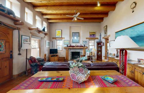 Taos House | Theodora Charmer