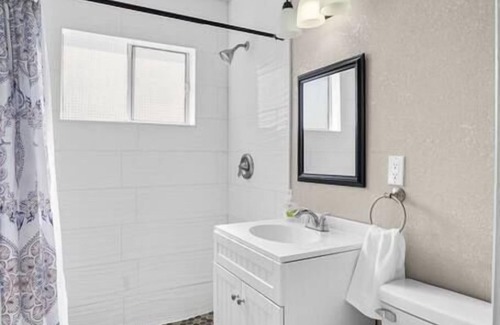 Biggs Field Apartment | This apartment is a 1 bedroom(s), 1 bathrooms, located in El Paso, TX.