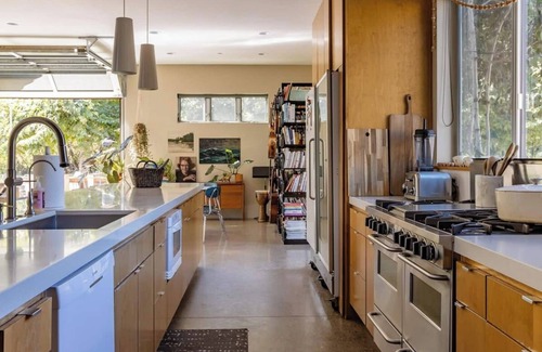 Arroyo Grande House | This house is a 4 bedroom(s), 2.5 bathrooms, located in Arroyo Grande, CA.